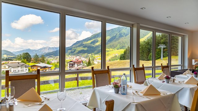 Working in Hirschegg, Kleinwalsertal: Hotel Gemma Working in Hirschegg, Kleinwalsertal: Hotel Gemma
