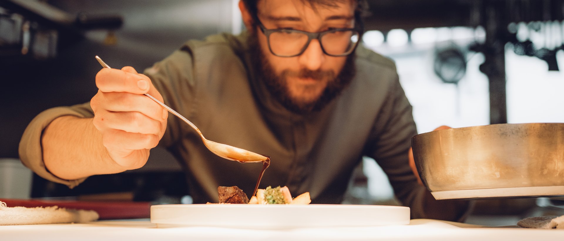 Die Küche unseres Hotels im Kleinwalsertal: 4-Sterne-Niveau Die Küche unseres Hotels im Kleinwalsertal: 4-Sterne-Niveau